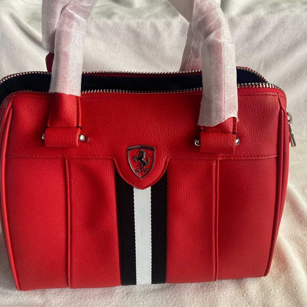 Ferrari Red Scuderia Tag